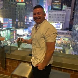 Meet your Posher, Julian